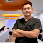 Dr. Víctor Hugo Domínguez